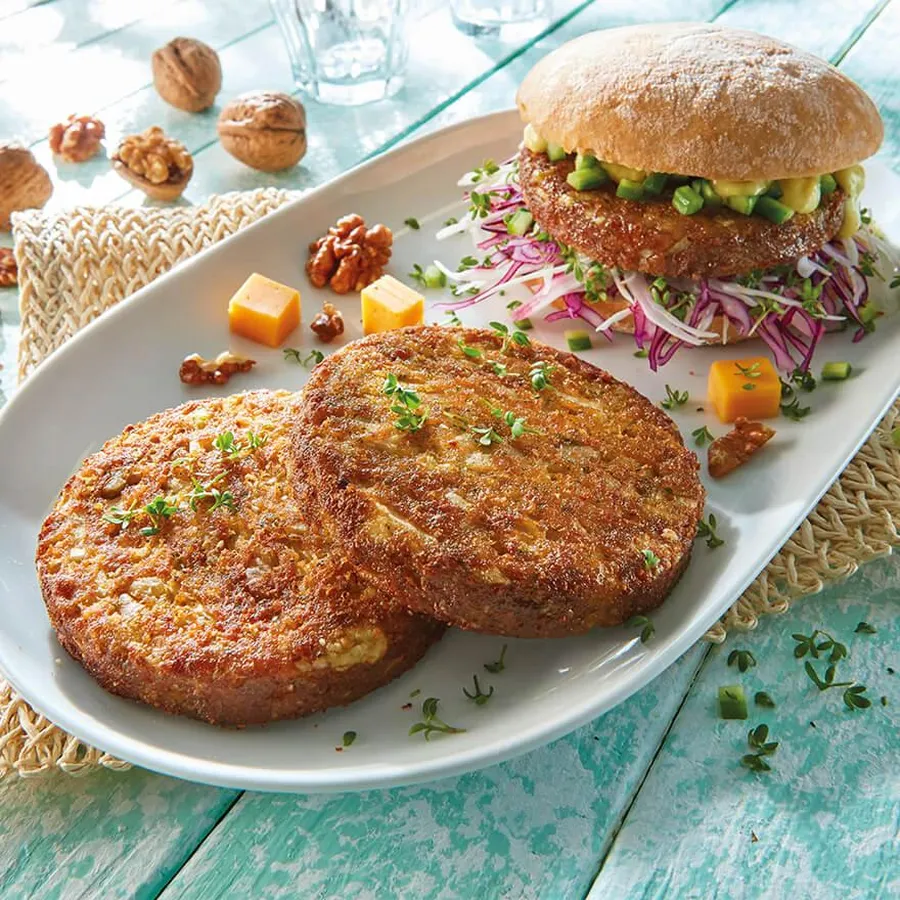 Walnuss-Cheddar-Burger